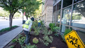 When to Renew or Start Your Commercial Landscape Maintenance Contract